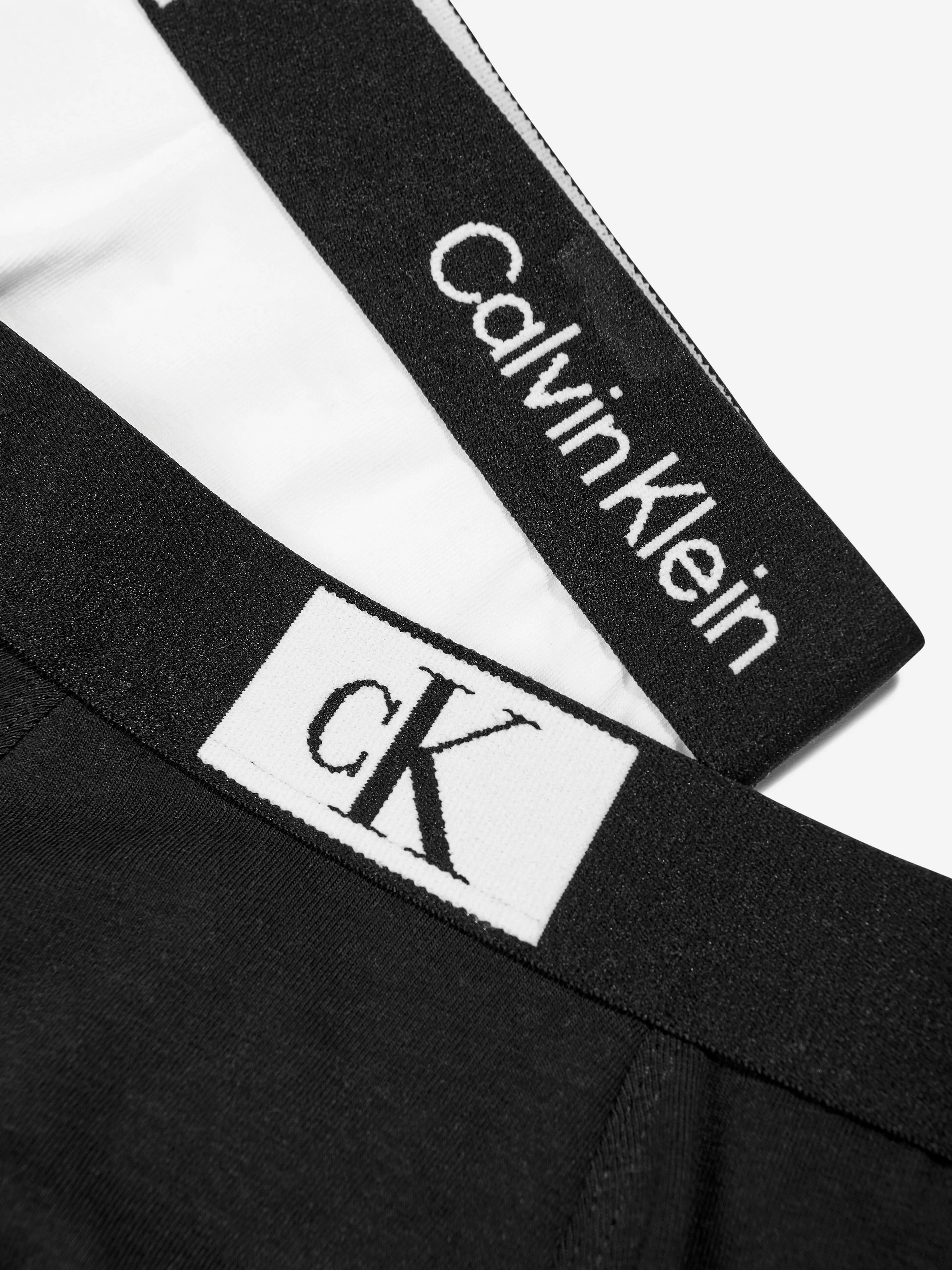 Calvin Klein Boys 2 Pack Boxer Shorts Set in Muklticolour