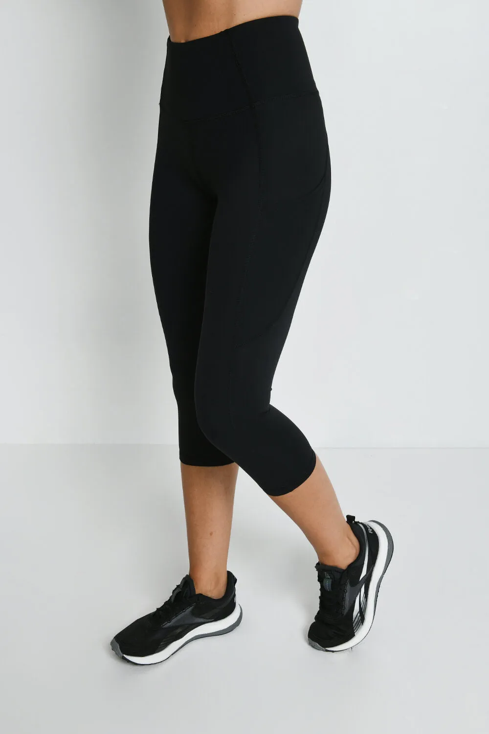 Energise Cropped High Waisted Gym Leggings - Midnight Black