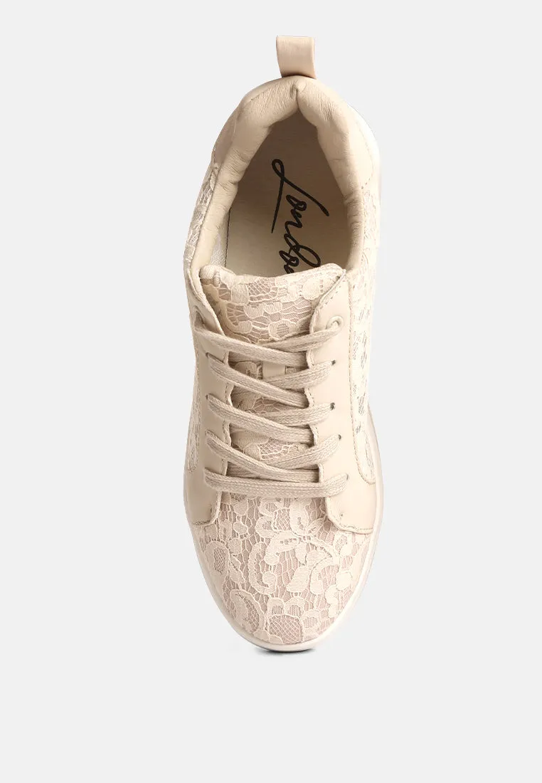 Flakes Lace Detail Low Platform Sneakers