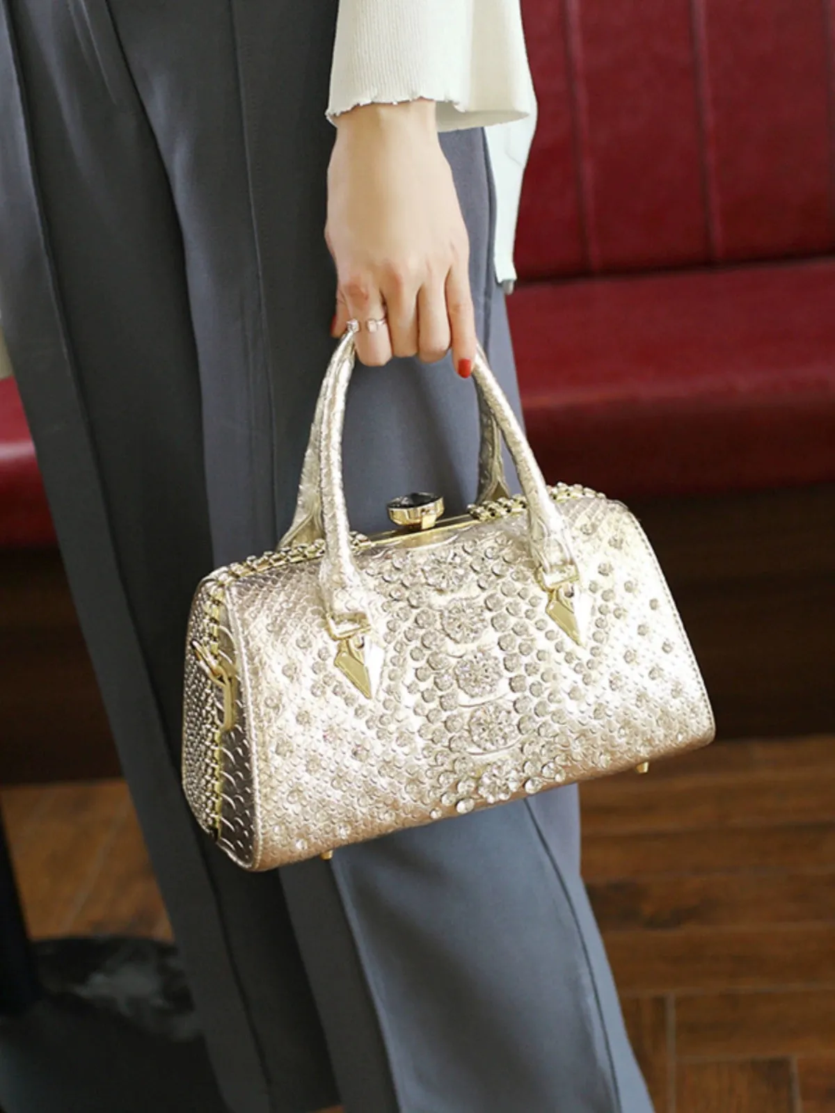 Women's Bag Stylish Fashion Diamond Shoulder Doctor Bag